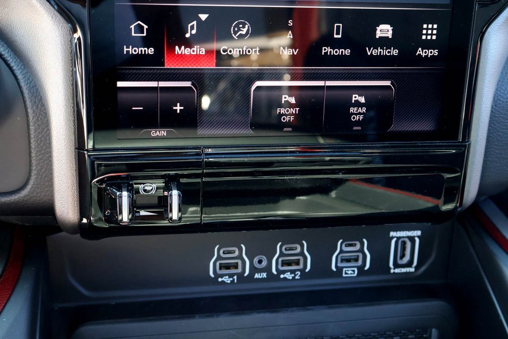 2026 Ram 1500 REBEL in Terrebonne, Quebec - 19 - w1024h768px