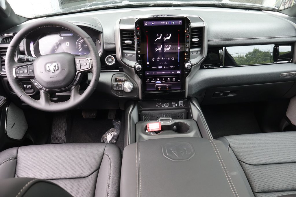 2026 Ram 1500 SPORT in Terrebonne, Quebec - 8 - w1024h768px
