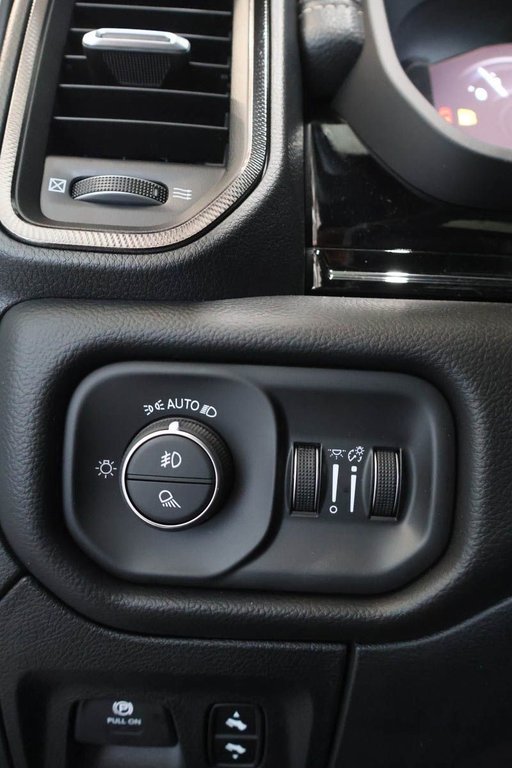 Ram 1500 SPORT 2026 à Terrebonne, Québec - 21 - w1024h768px