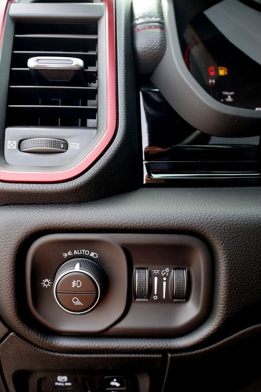 Ram 1500 REBEL 2026 à Terrebonne, Québec - 20 - w1024h768px