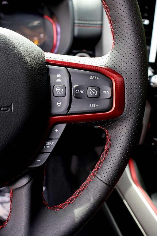 Ram 1500 REBEL 2026 à Terrebonne, Québec - 13 - w1024h768px