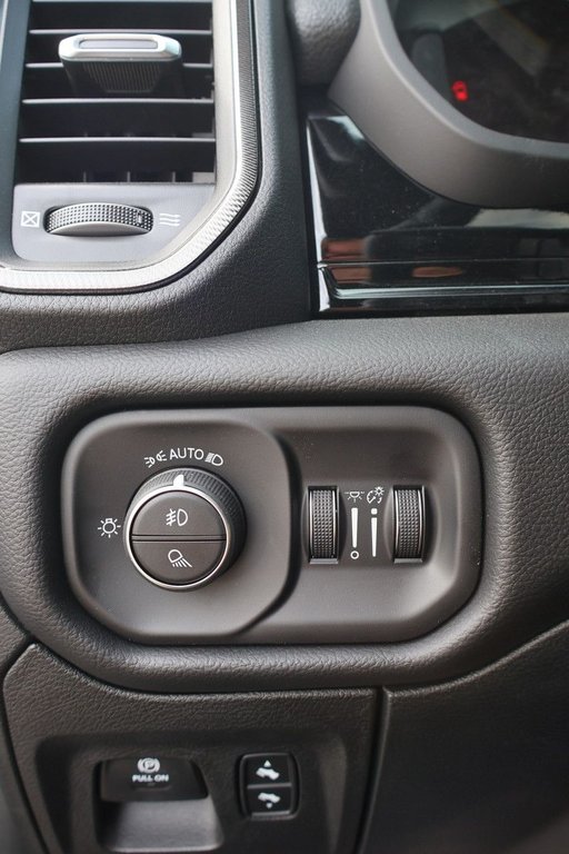 Ram 1500 SPORT 2026 à Terrebonne, Québec - 19 - w1024h768px