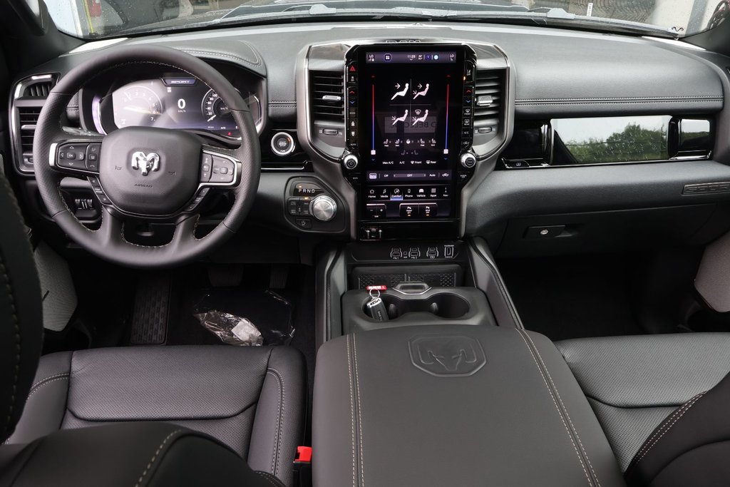 Ram 1500 SPORT 2026 à Terrebonne, Québec - 8 - w1024h768px