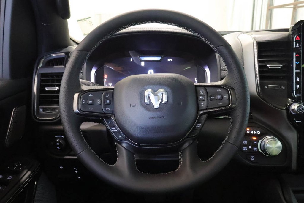 2026 Ram 1500 SPORT in Terrebonne, Quebec - 12 - w1024h768px