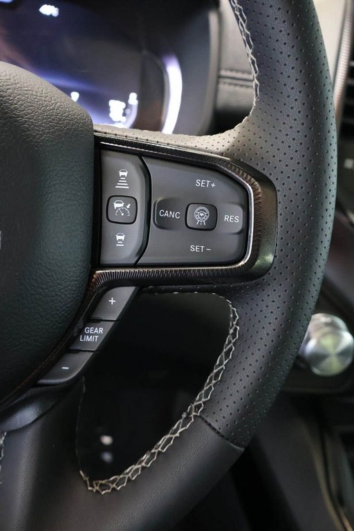 2026 Ram 1500 SPORT in Terrebonne, Quebec - 14 - w1024h768px