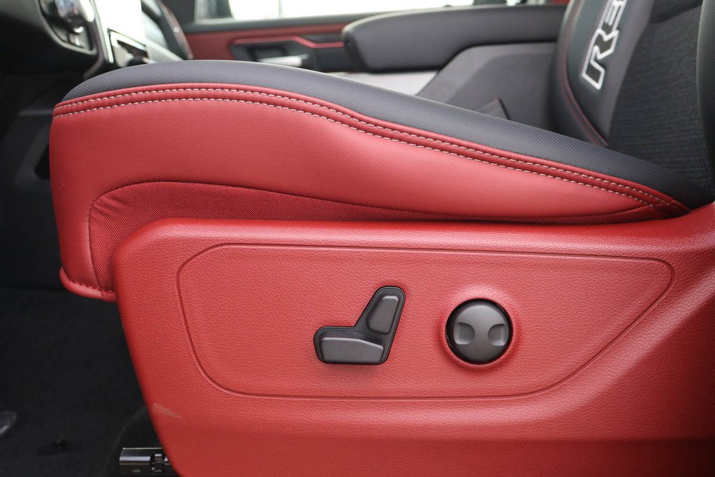 Ram 1500 REBEL 2026 à Terrebonne, Québec - 9 - w1024h768px