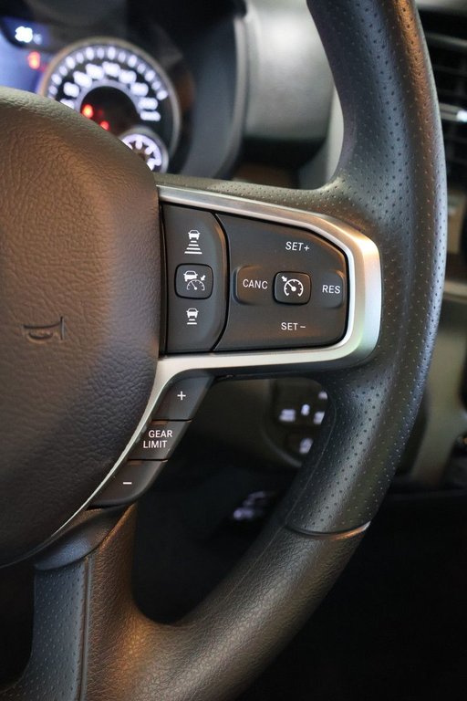 2026 Ram 1500 WARLOCK in Terrebonne, Quebec - 13 - w1024h768px