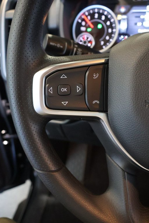 2026 Ram 1500 WARLOCK in Terrebonne, Quebec - 12 - w1024h768px