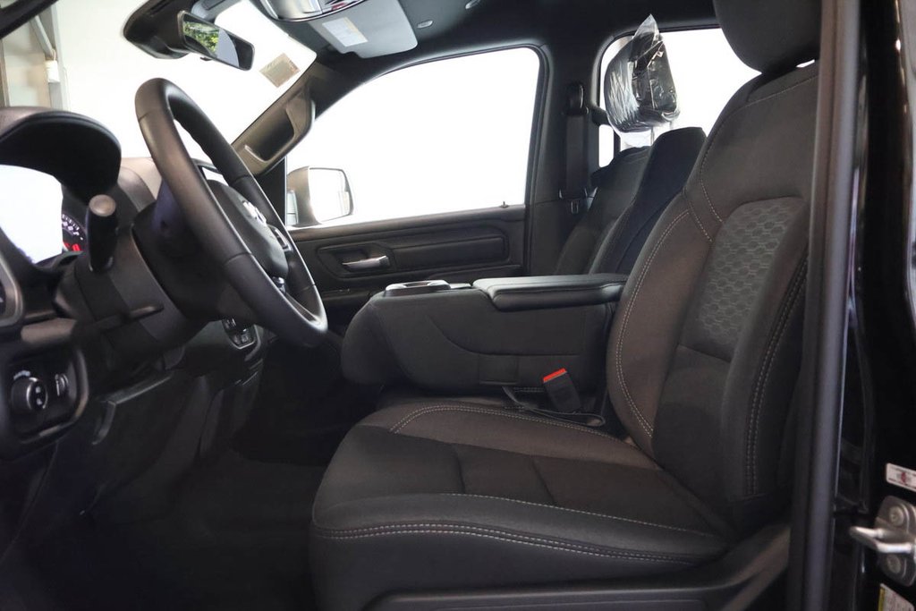 2026 Ram 1500 WARLOCK in Terrebonne, Quebec - 8 - w1024h768px