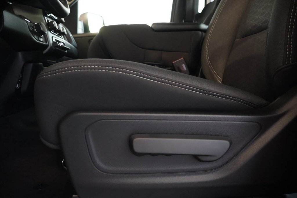 2026 Ram 1500 WARLOCK in Terrebonne, Quebec - 9 - w1024h768px