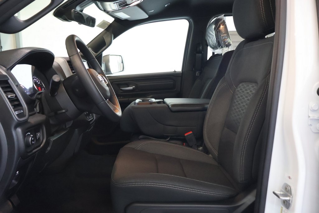 2026 Ram 1500 WARLOCK in Terrebonne, Quebec - 8 - w1024h768px