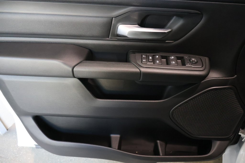 2026 Ram 1500 WARLOCK in Terrebonne, Quebec - 20 - w1024h768px