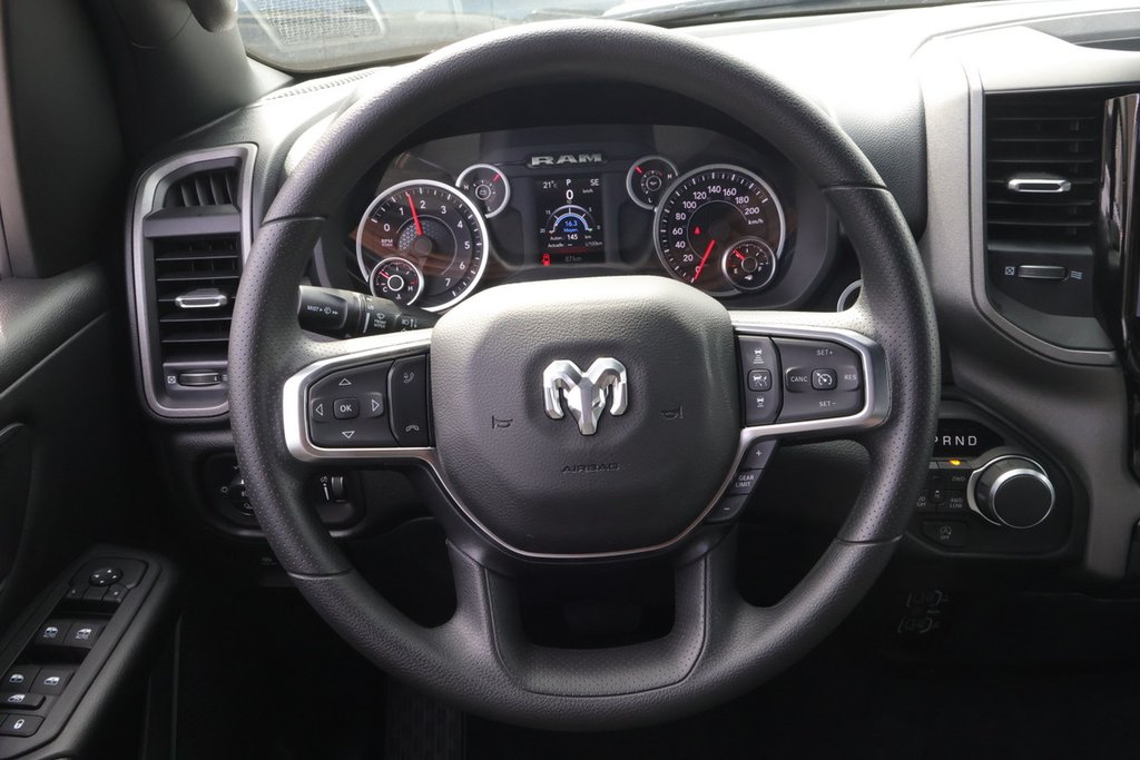 Ram 1500 EXPRESS 2026 à Terrebonne, Québec - 10 - w1024h768px