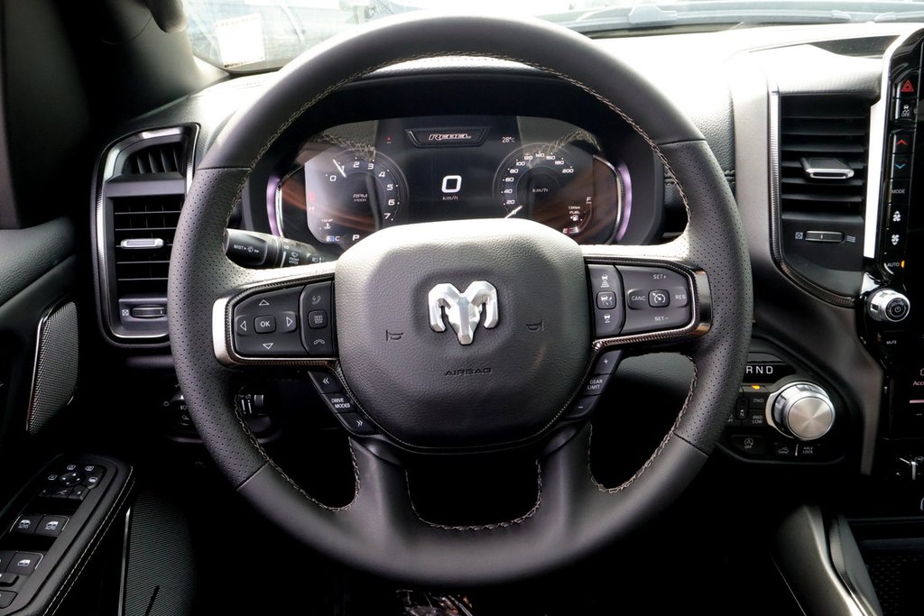 Ram 1500 REBEL 2026 à Terrebonne, Québec - 11 - w1024h768px