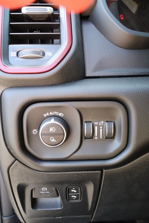 2026 Ram 1500 REBEL in Terrebonne, Quebec - 19 - w1024h768px