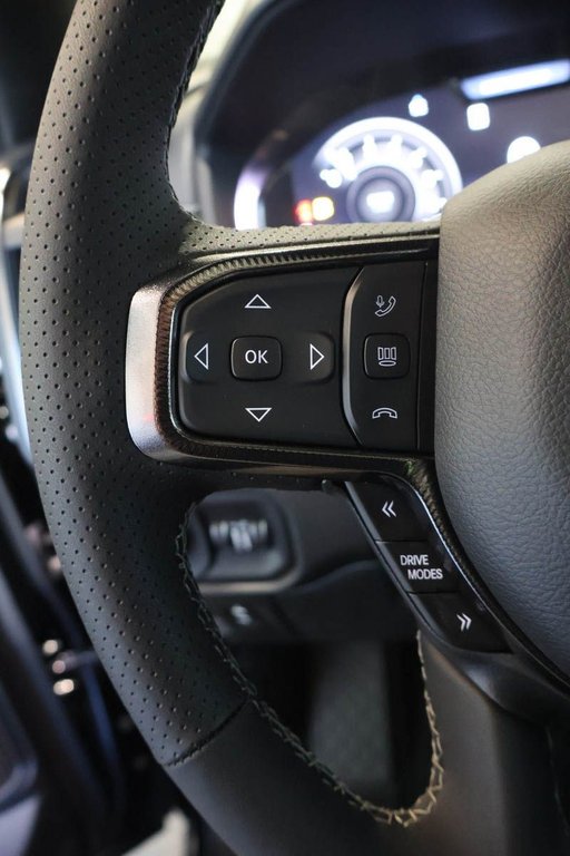 2027 Ram 1500 SPORT in Terrebonne, Quebec - 13 - w1024h768px