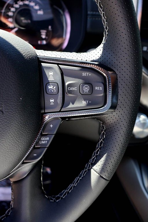 Ram 1500 SPORT 2027 à Terrebonne, Québec - 12 - w1024h768px