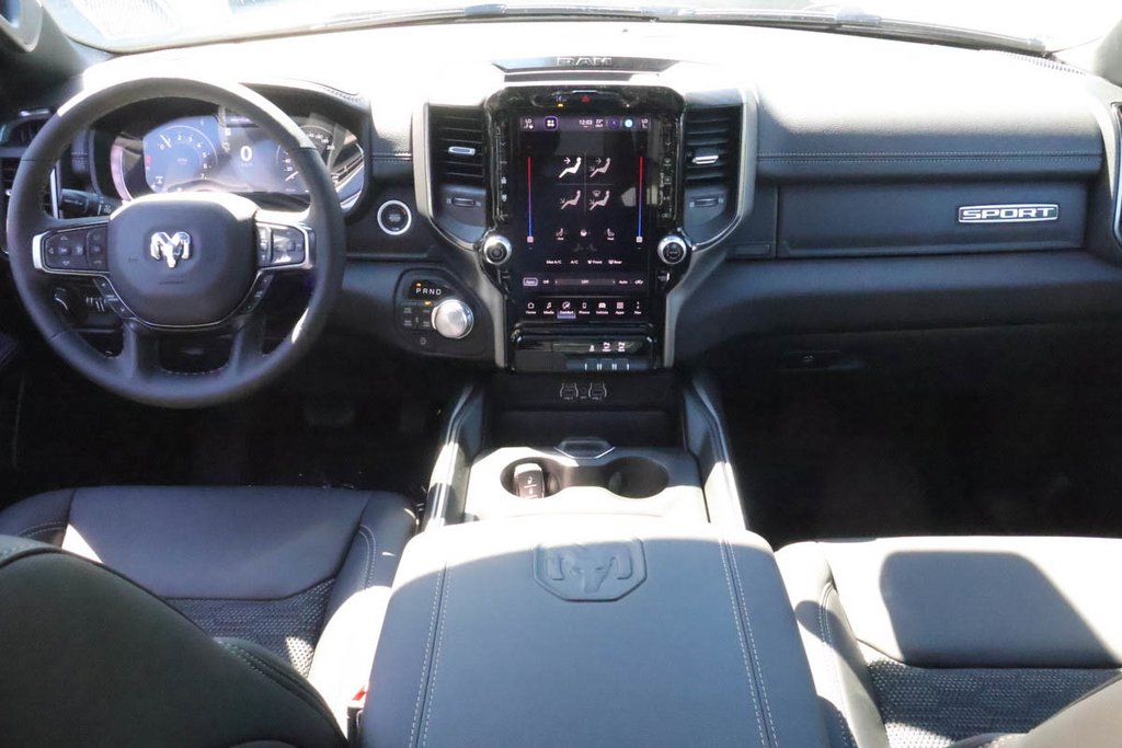 Ram 1500 SPORT 2027 à Terrebonne, Québec - 9 - w1024h768px