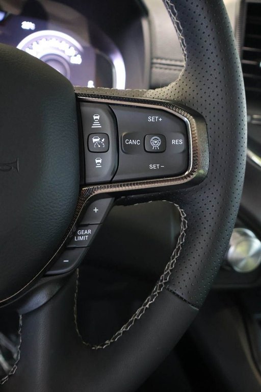 Ram 1500 SPORT 2027 à Terrebonne, Québec - 14 - w1024h768px
