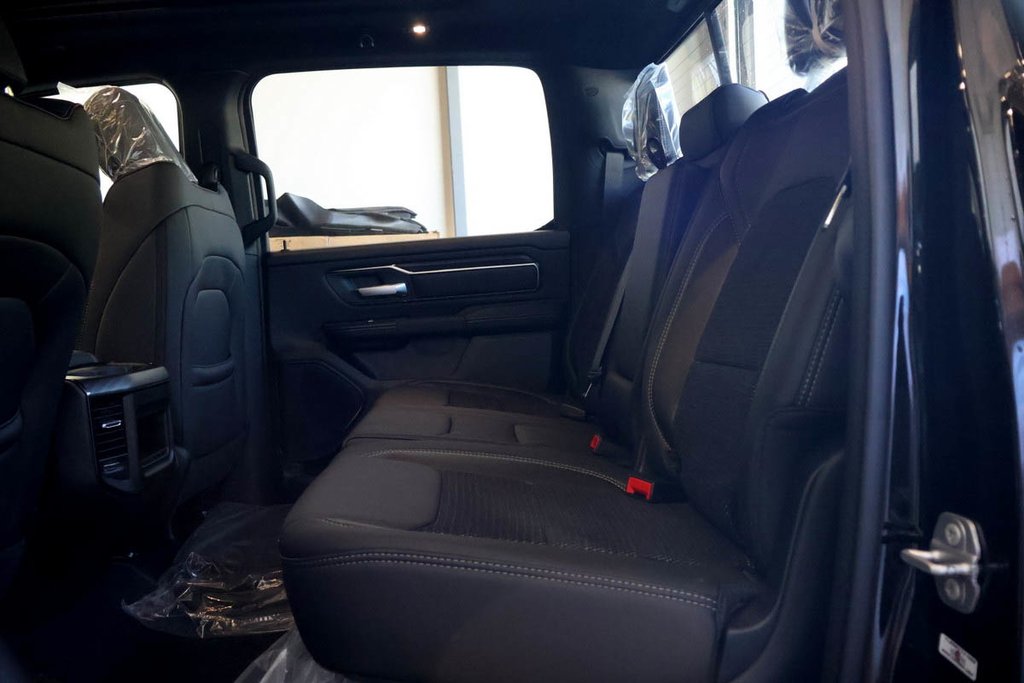 2027 Ram 1500 SPORT in Terrebonne, Quebec - 22 - w1024h768px