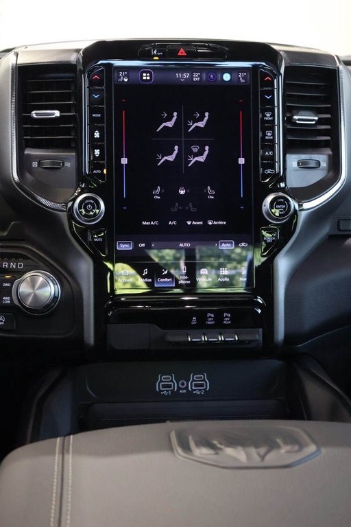2027 Ram 1500 SPORT in Terrebonne, Quebec - 17 - w1024h768px