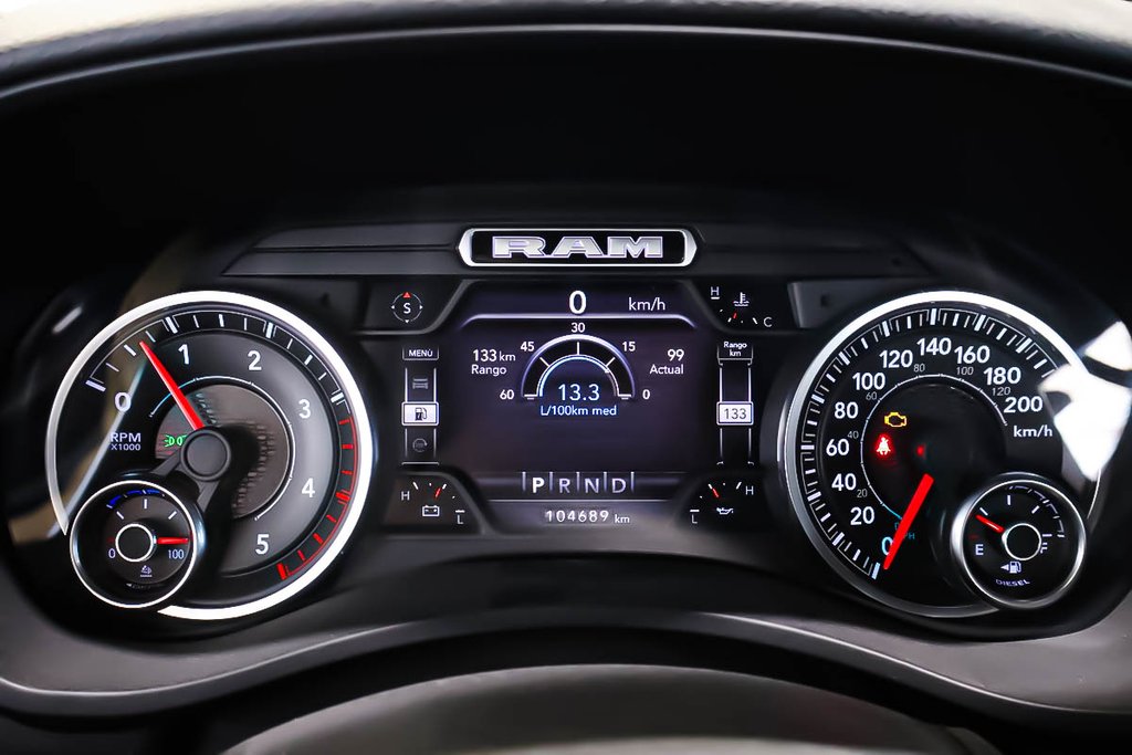 Ram 2500 BIG HORN + 4X4 CREW CAB + DIESEL 2019 à Terrebonne, Québec - 18 - w1024h768px