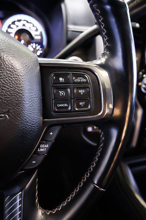 2020 Ram 2500 LIMITED + 4X4 + CREW CAB + DIESEL + ALLURE NOIRE in Terrebonne, Quebec - 18 - w1024h768px