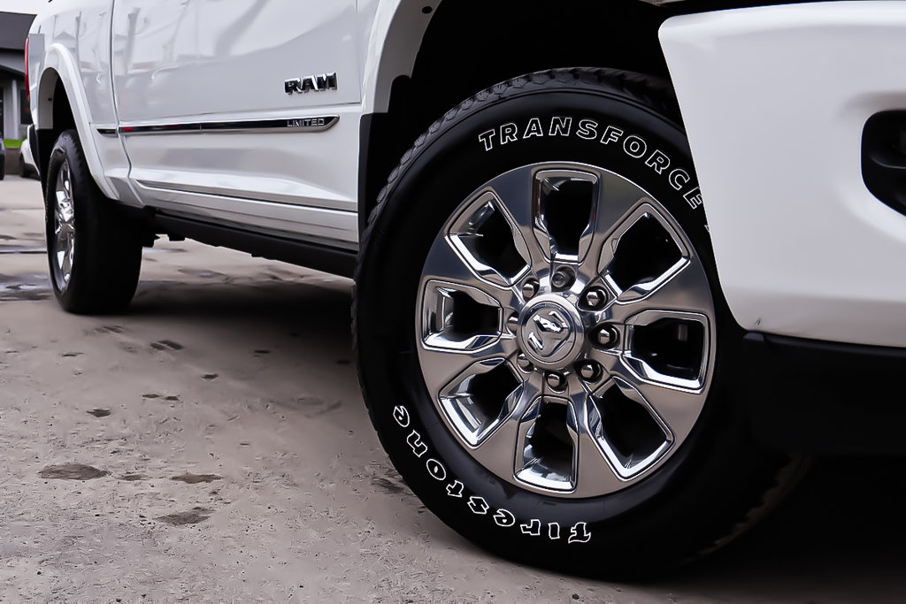 2022 Ram 2500 LIMITED + DIESEL + CREW CAB + 4X4 in Terrebonne, Quebec - 9 - w1024h768px