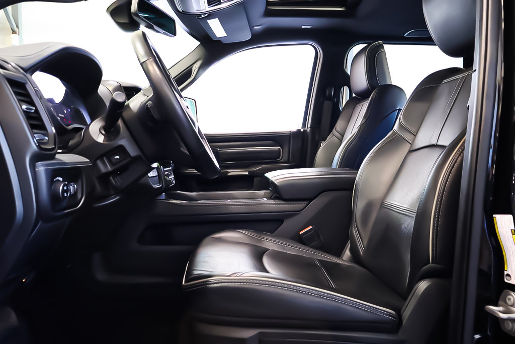 2023 Ram 2500 LIMITED + DIESEL + NIGHT ED + 4X4 + CREW CAB in Terrebonne, Quebec - 10 - w1024h768px