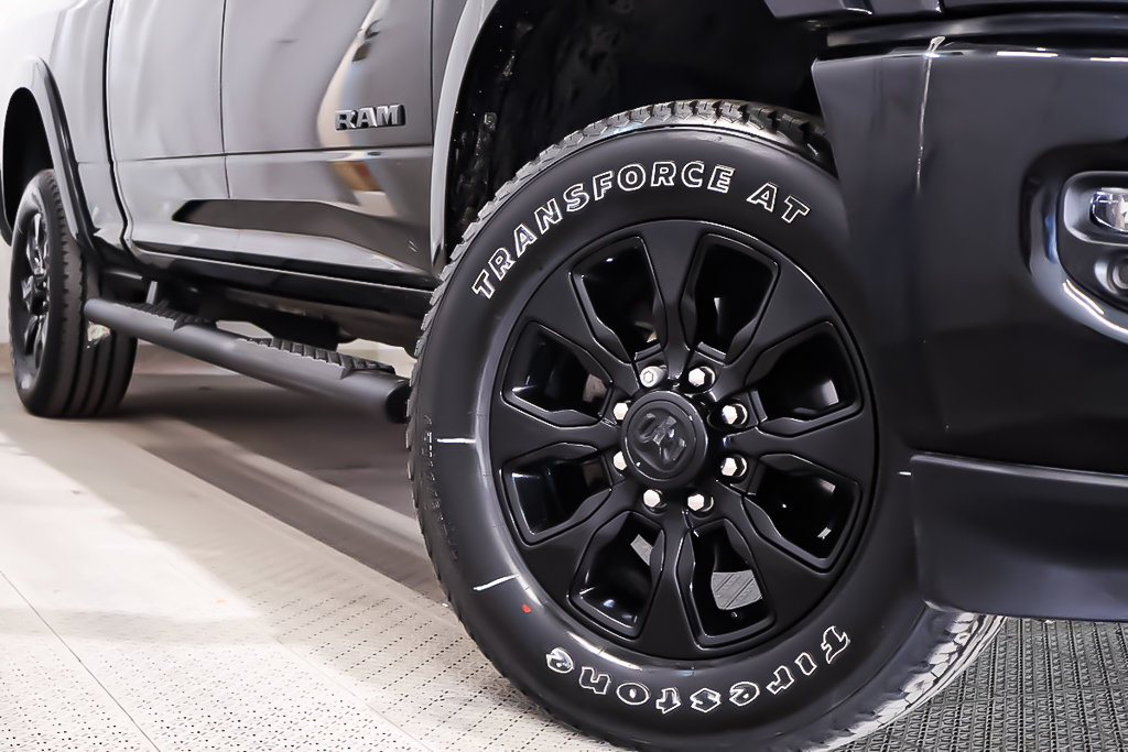 2023 Ram 2500 LIMITED + DIESEL + NIGHT ED + 4X4 + CREW CAB in Terrebonne, Quebec - 9 - w1024h768px