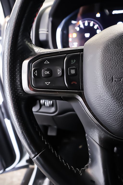 2023 Ram 2500 REBEL + 4X4 CREW CAB + V8 HEMI 6.4L in Terrebonne, Quebec - 15 - w1024h768px