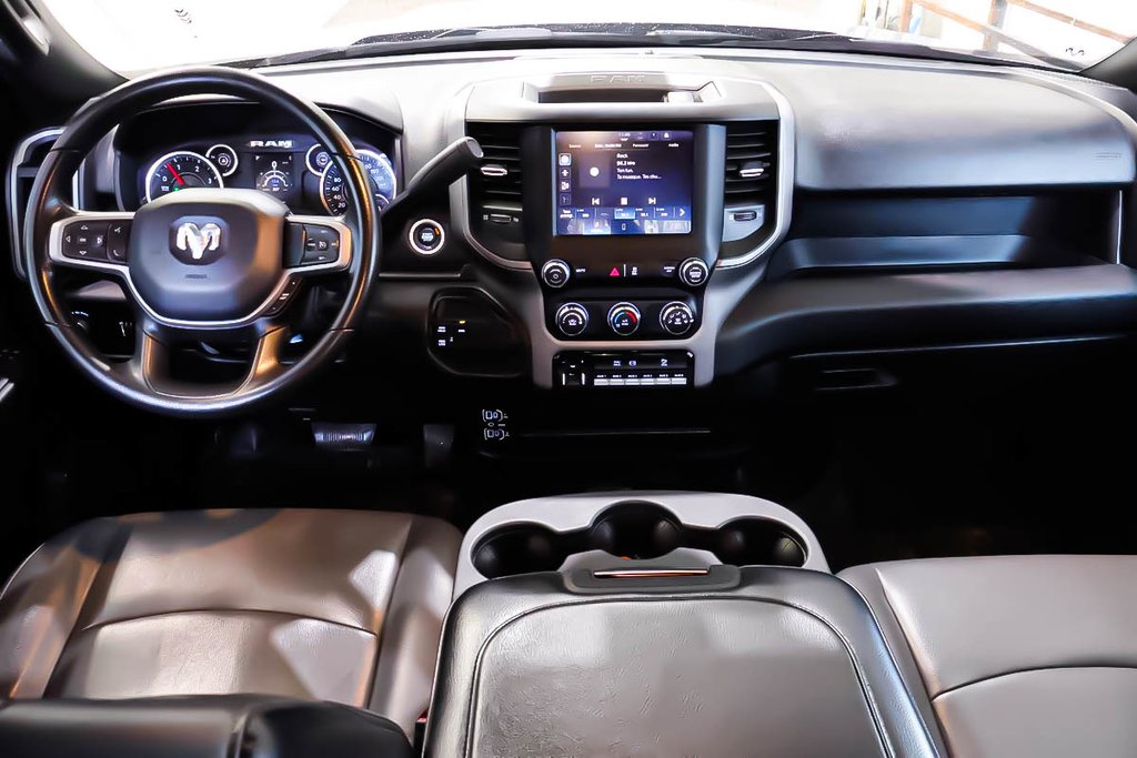 2023 Ram 2500 TRADESMAN + 4X4 + CREW CAB + DIESEL in Terrebonne, Quebec - 13 - w1024h768px