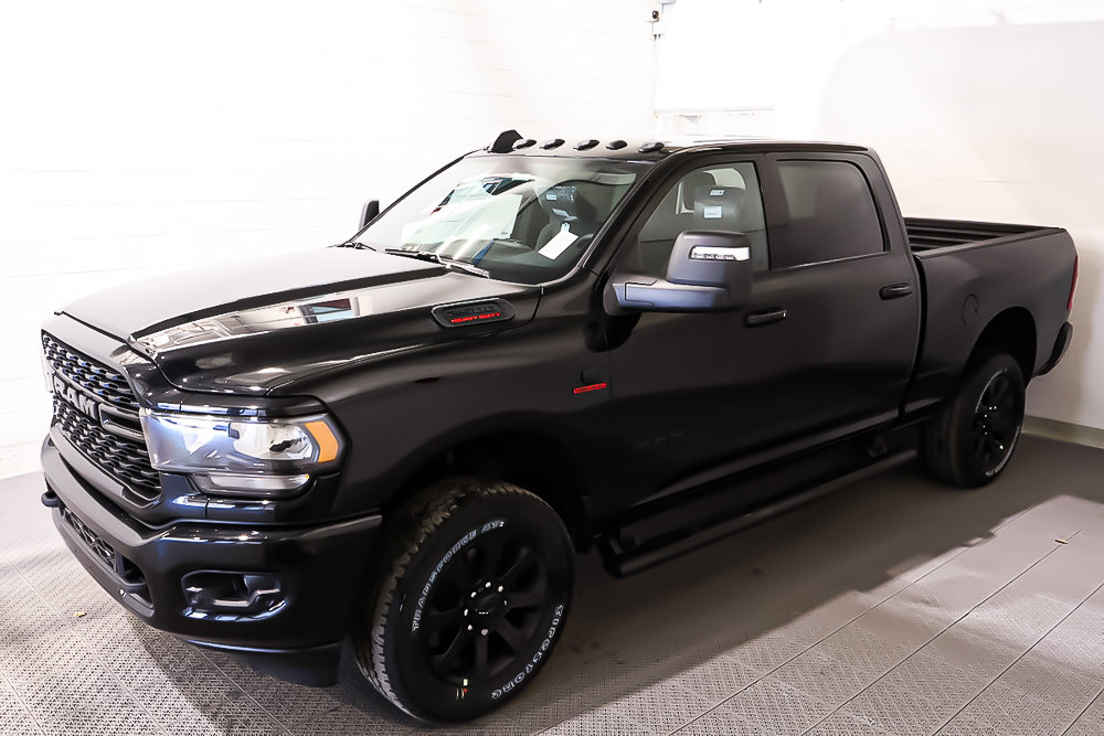 2024 Ram 2500 BIG HORN in Terrebonne, Quebec - 3 - w1024h768px