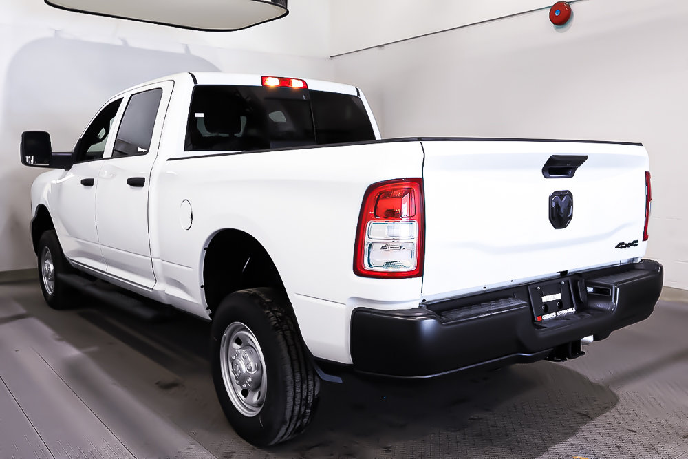 2024 Ram 2500 TRADESMAN in Terrebonne, Quebec - 4 - w1024h768px