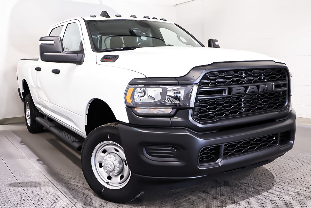 2024 Ram 2500 TRADESMAN in Terrebonne, Quebec - 1 - w1024h768px