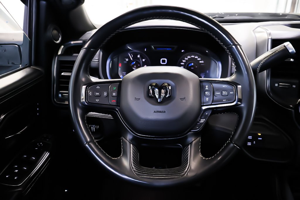 Ram 2500 LIMITED CREW CAB + 4X4 + DIESEL + NIGHT EDITION 2024 à Terrebonne, Québec - 13 - w1024h768px