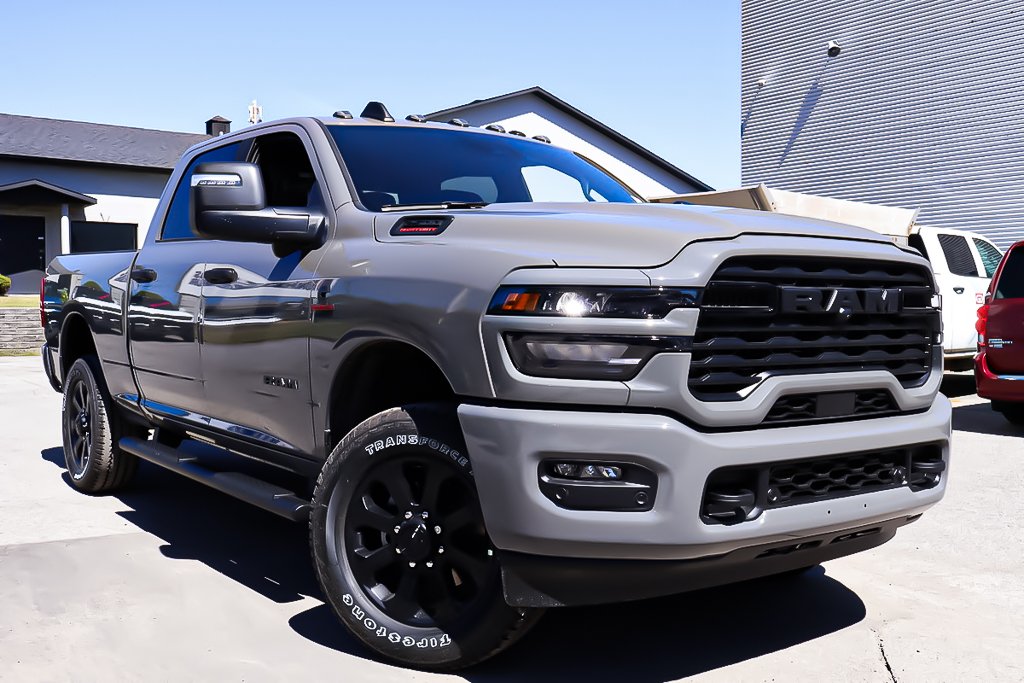 Ram 2500 BIG HORN 2025 à Terrebonne, Québec - 1 - w1024h768px