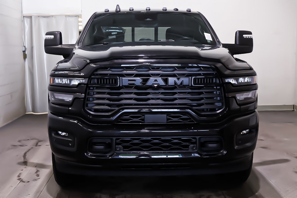 Ram 2500 BIG HORN 2025 à Terrebonne, Québec - 2 - w1024h768px