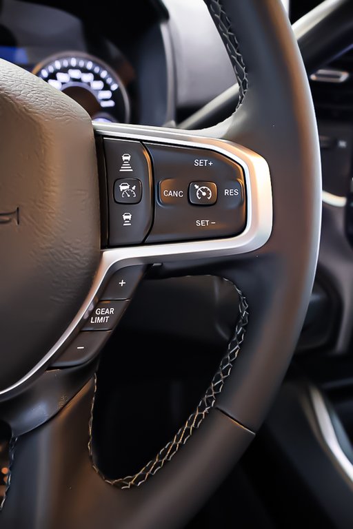 Ram 2500 BIG HORN 2025 à Terrebonne, Québec - 13 - w1024h768px