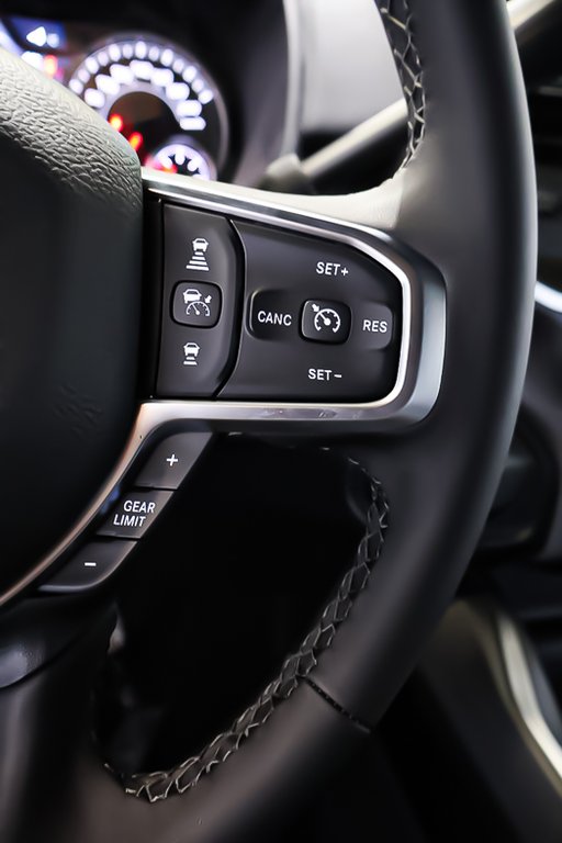 Ram 2500 BIG HORN 2026 à Terrebonne, Québec - 13 - w1024h768px