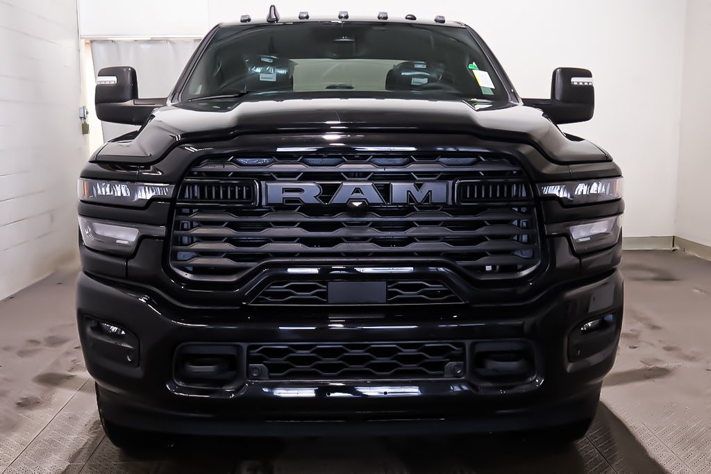 2026 Ram 2500 BIG HORN in Terrebonne, Quebec - 2 - w1024h768px