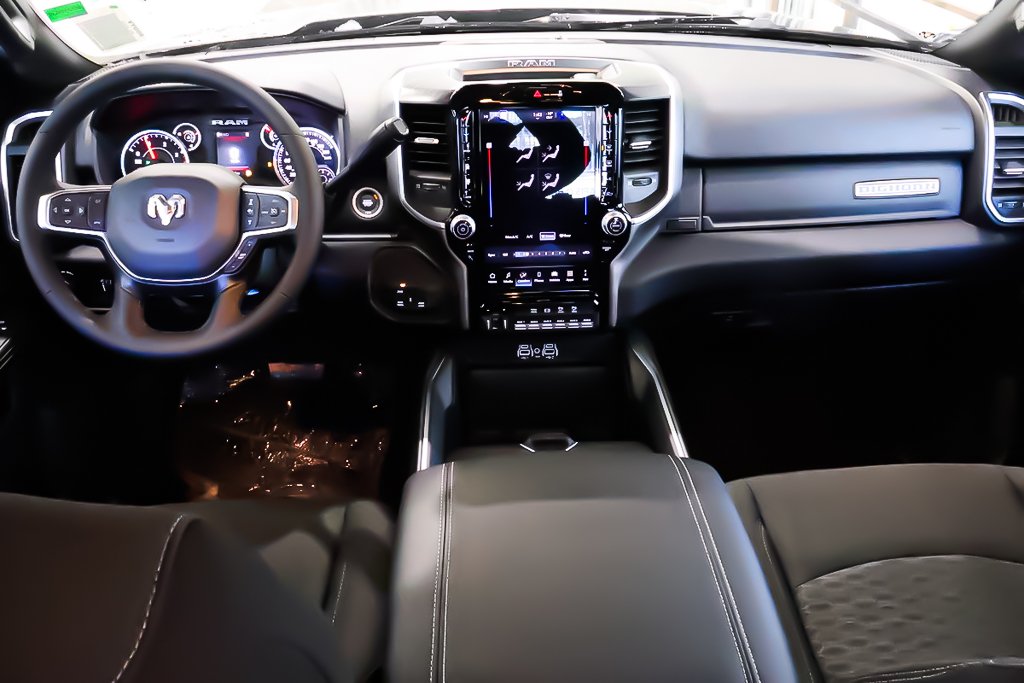 2026 Ram 2500 BIG HORN in Terrebonne, Quebec - 10 - w1024h768px