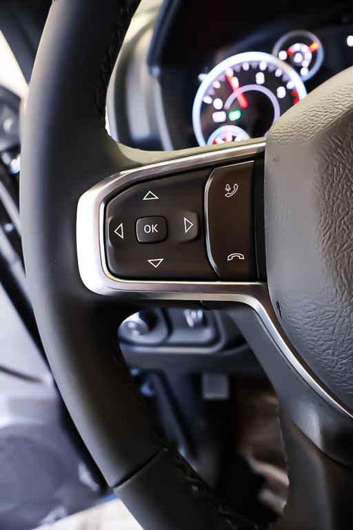 2026 Ram 2500 BIG HORN in Terrebonne, Quebec - 12 - w1024h768px