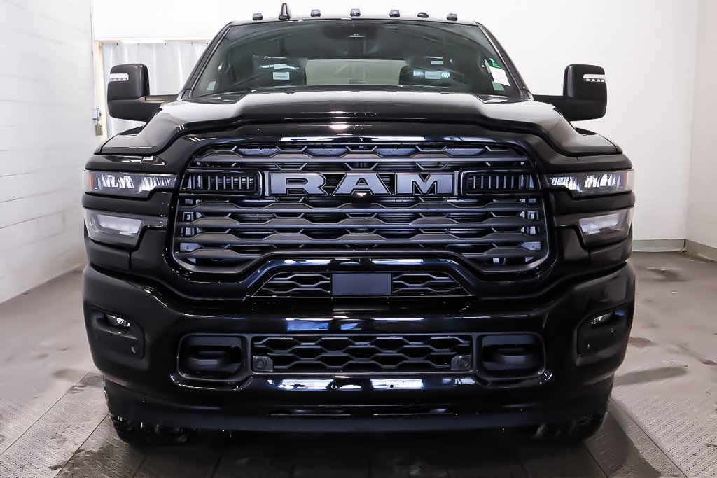 2026 Ram 2500 BIG HORN in Terrebonne, Quebec - 2 - w1024h768px