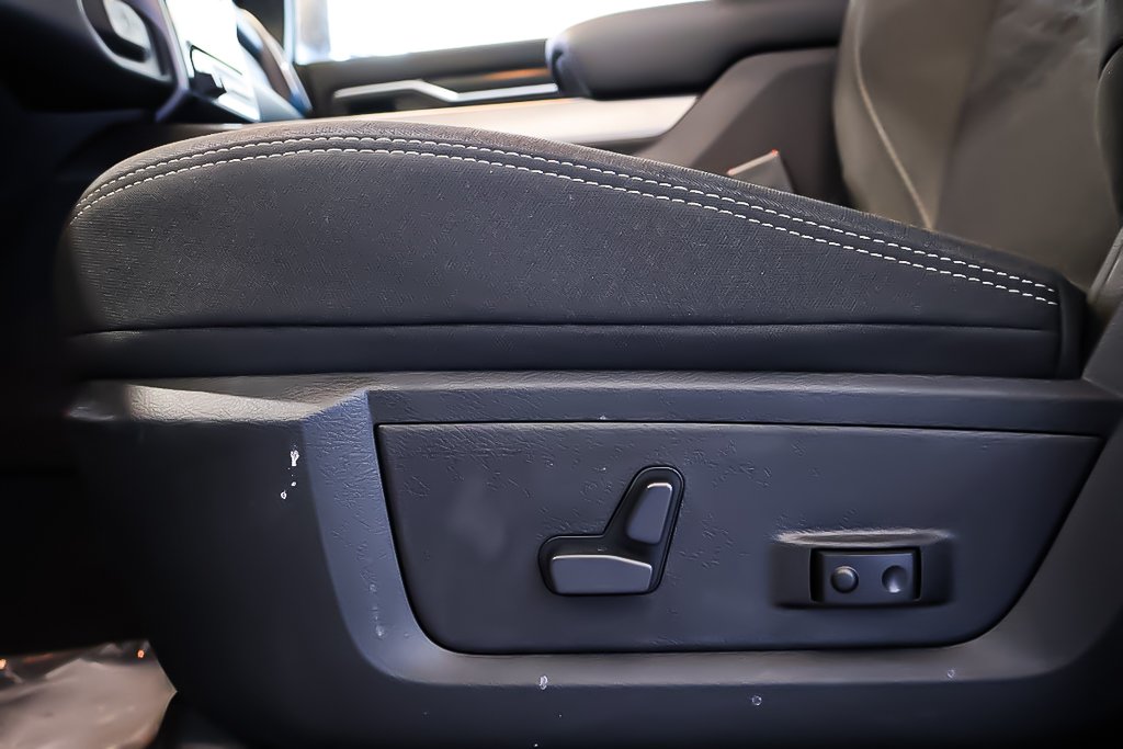 2026 Ram 2500 BIG HORN in Terrebonne, Quebec - 9 - w1024h768px