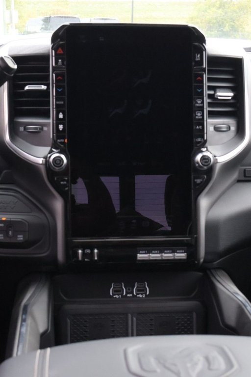 2026 Ram 2500 LARAMIE in Terrebonne, Quebec - 16 - w1024h768px