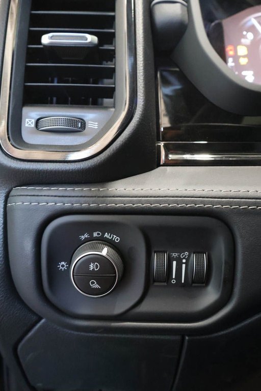 2026 Ram 2500 LIMITED in Terrebonne, Quebec - 18 - w1024h768px