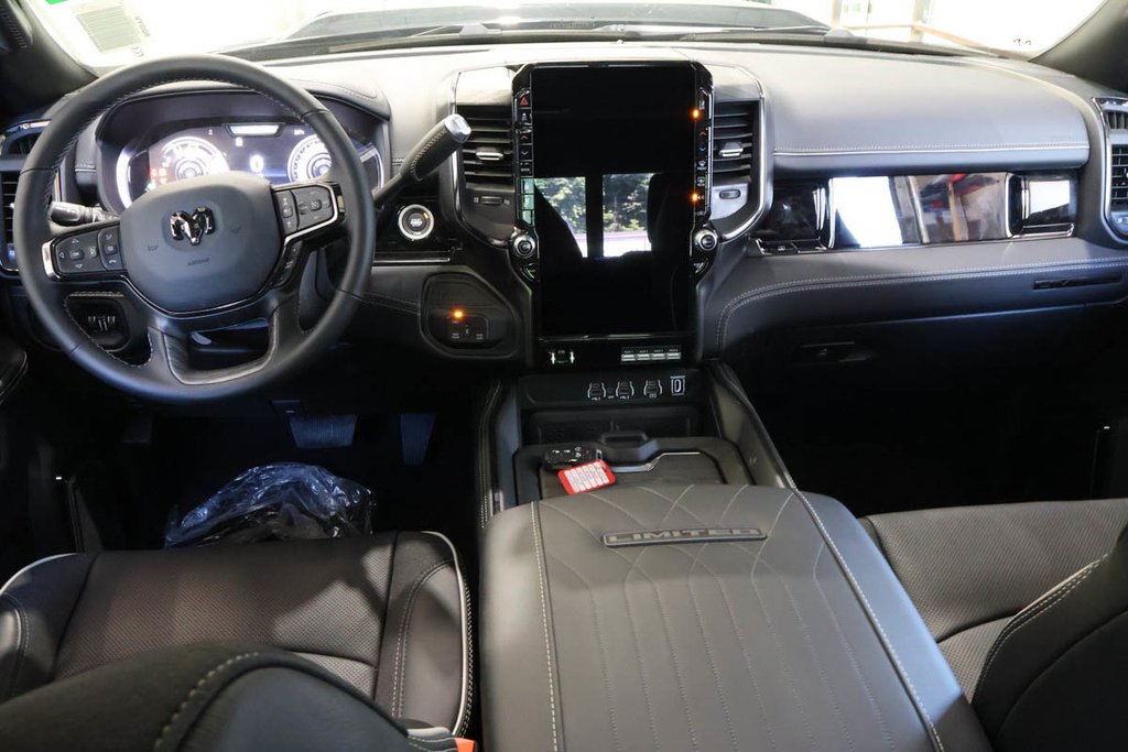 2026 Ram 2500 LIMITED in Terrebonne, Quebec - 11 - w1024h768px