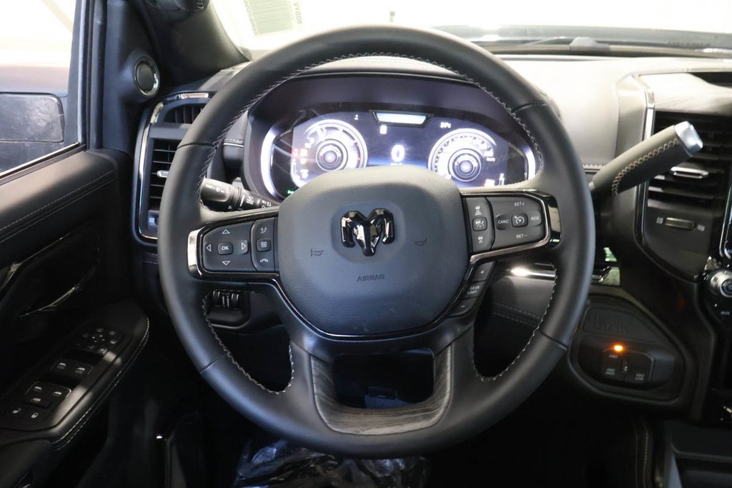 2026 Ram 2500 LIMITED in Terrebonne, Quebec - 12 - w1024h768px