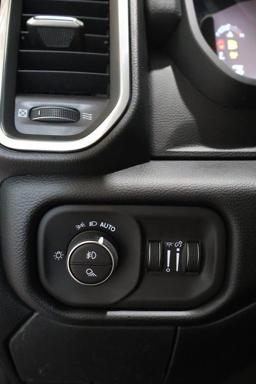 2026 Ram 2500 LARAMIE in Terrebonne, Quebec - 21 - w1024h768px